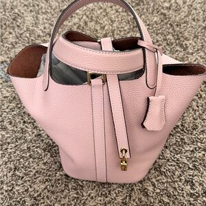 Elegant Pink bucket Bag